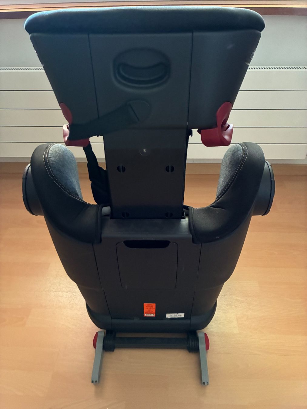 Britax Römer Auto-Kindersitze: Britax Römer Kidfix XP Kindersitz Isofix – Gebraucht aus Langendorf von studi27 4