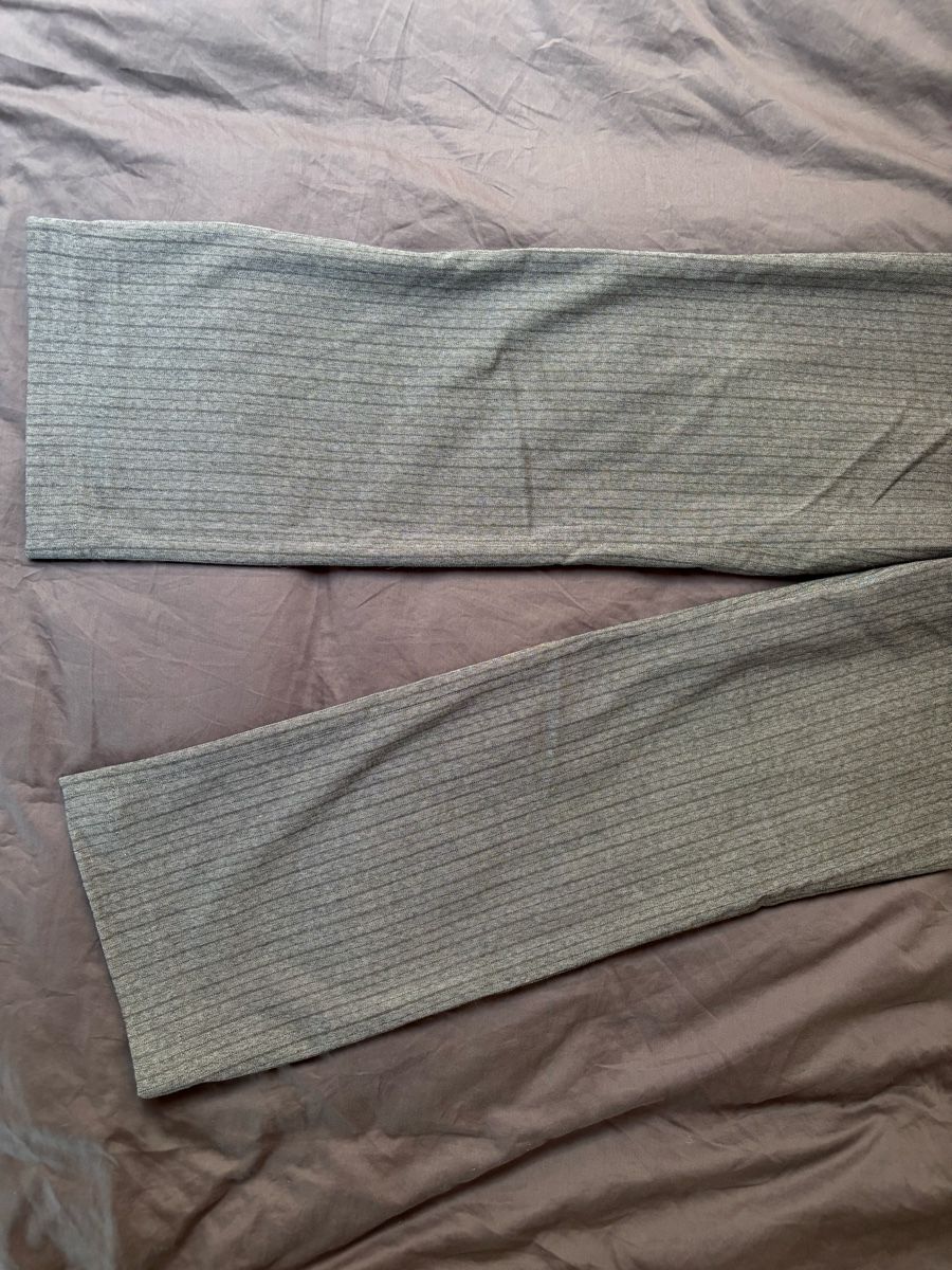 Esprit Pantaloni: Pantalon à rayure droit Esprit, excellente condition  – Usato da Avry-devant-Pont venduto da Odilee 1