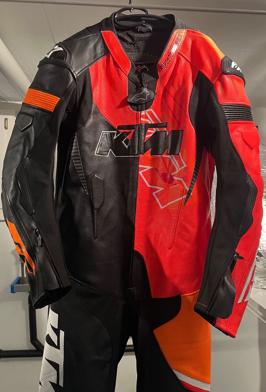Alpinestars Completi: Neues Replica Alpinestars Lederkombi – Usato da Riedern venduto da 1290SDR 2