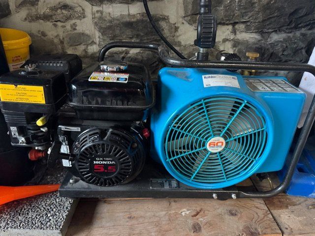 Compressori: Tauchkompressor Bauer Junior ll – Usato da Malans GR venduto da mino_13