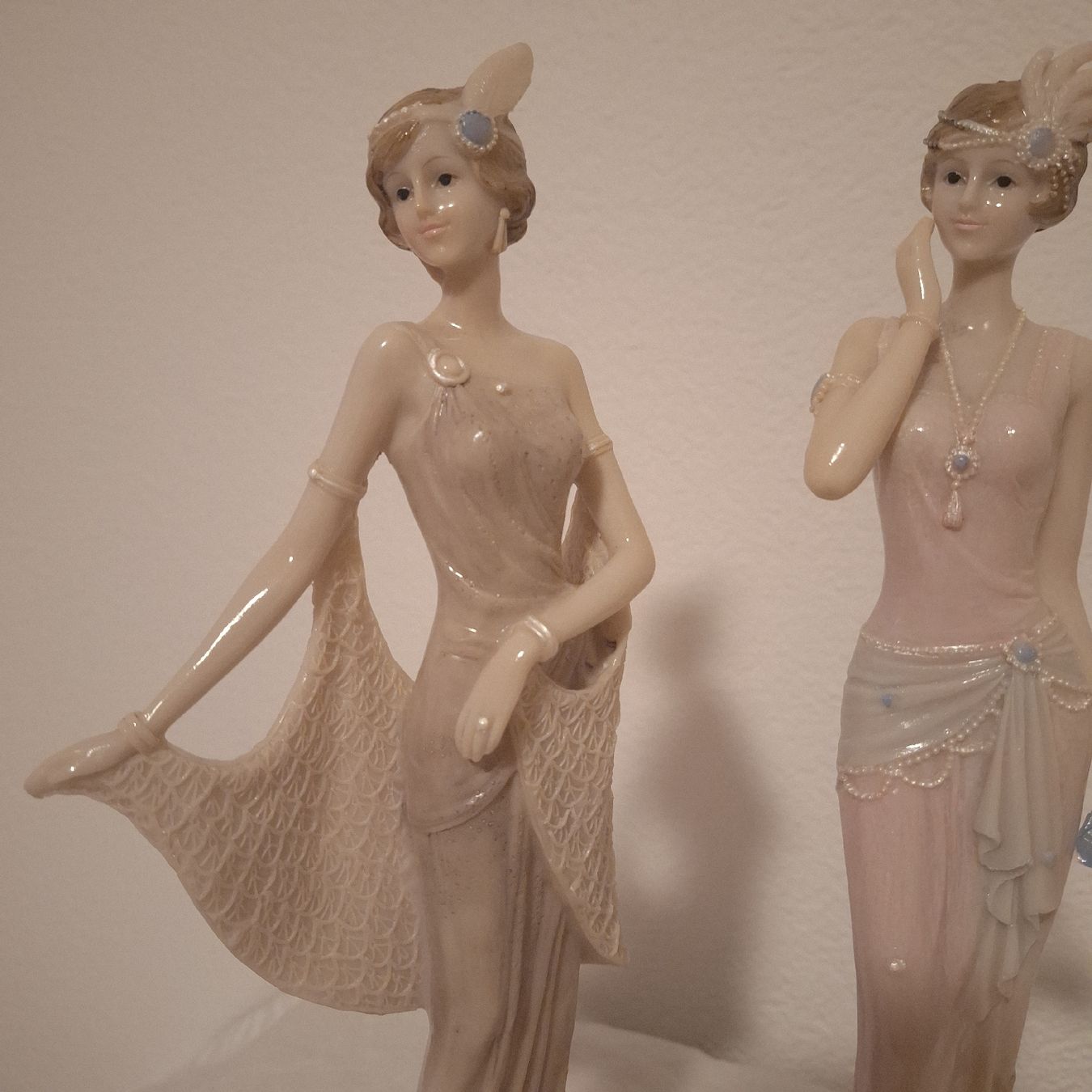 Figuren: 2 elegante Damen Figuren – Gebraucht aus Winterthur von Goldpipau 7
