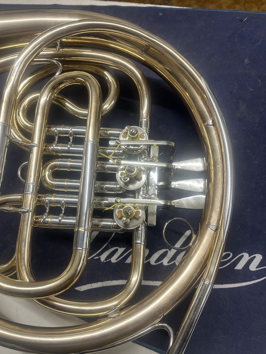 Strumenti musicali: Waldhorn Baith Stuttgart in Bb – Usato da Burgdorf venduto da kla_r5tf 1