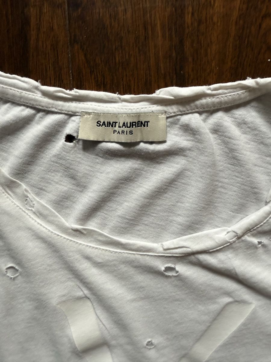 Saint Laurent T-Shirts: Saint Laurent t-shirt S – Gebraucht aus Barna von orbuyorcry 1
