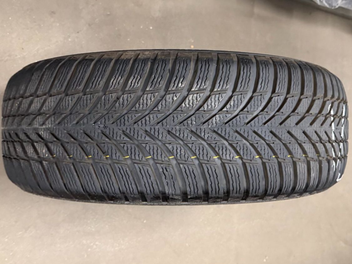 Nokian Pneumatici & Ruote complete: Winterkompletträder 235/55 19 – Usato da Biel/Bienne venduto da orpundgarage 1