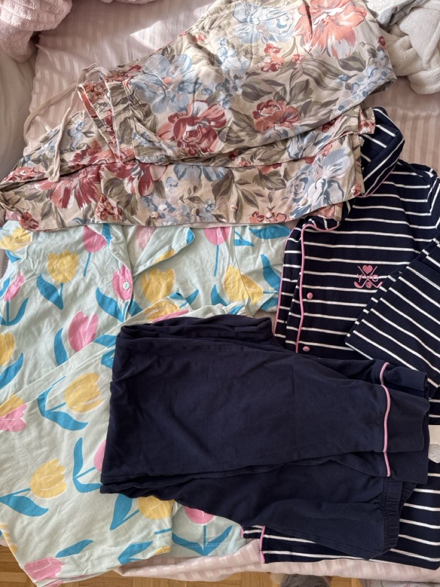 Negligees & Pigiami: Damen nachtwasche – Usato da Biglen venduto da goz_h8dv