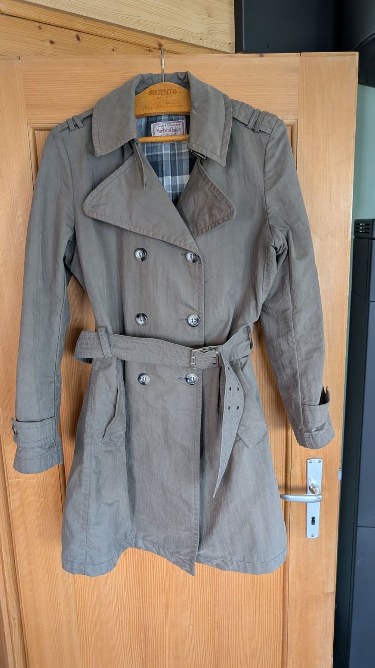 Manteaux: Trench Coat Marlboro Classics – D'occasion à Buchs SG par Mocknock66