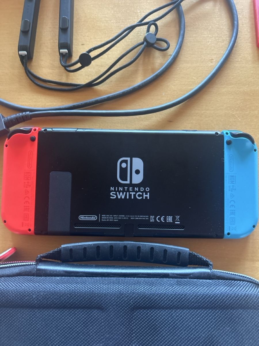 Nintendo Console: Nintendo Switch Konsole + Spiel – Usato da Bad Ragaz venduto da Cornerdude10 1