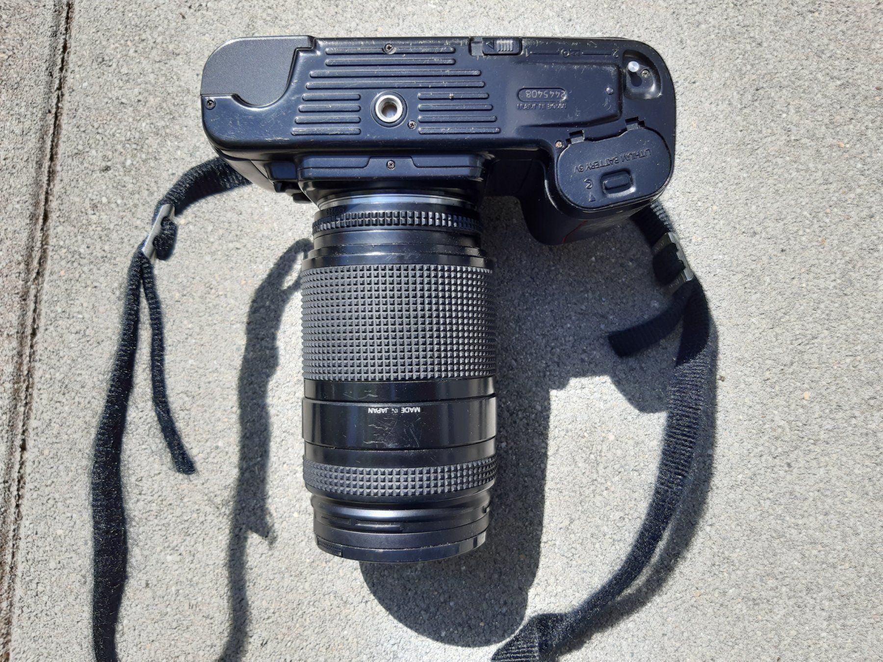 Nikon Kamera: Nikon F-601 analog Blitz SB-24, Objektiv – Gebraucht aus Steffisburg von Bosihalte-Salbei 2