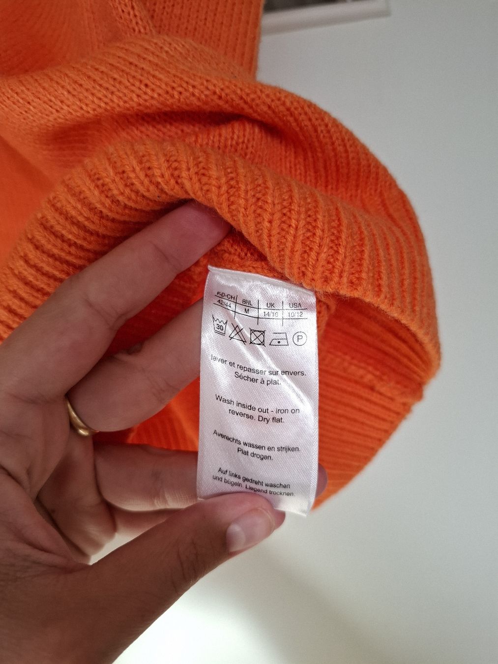 Pullover & Sweatshirts: Maille Damart taille M-L – Neu (gemäss Beschreibung) aus La Tour-de-Peilz von Marin_nette 3