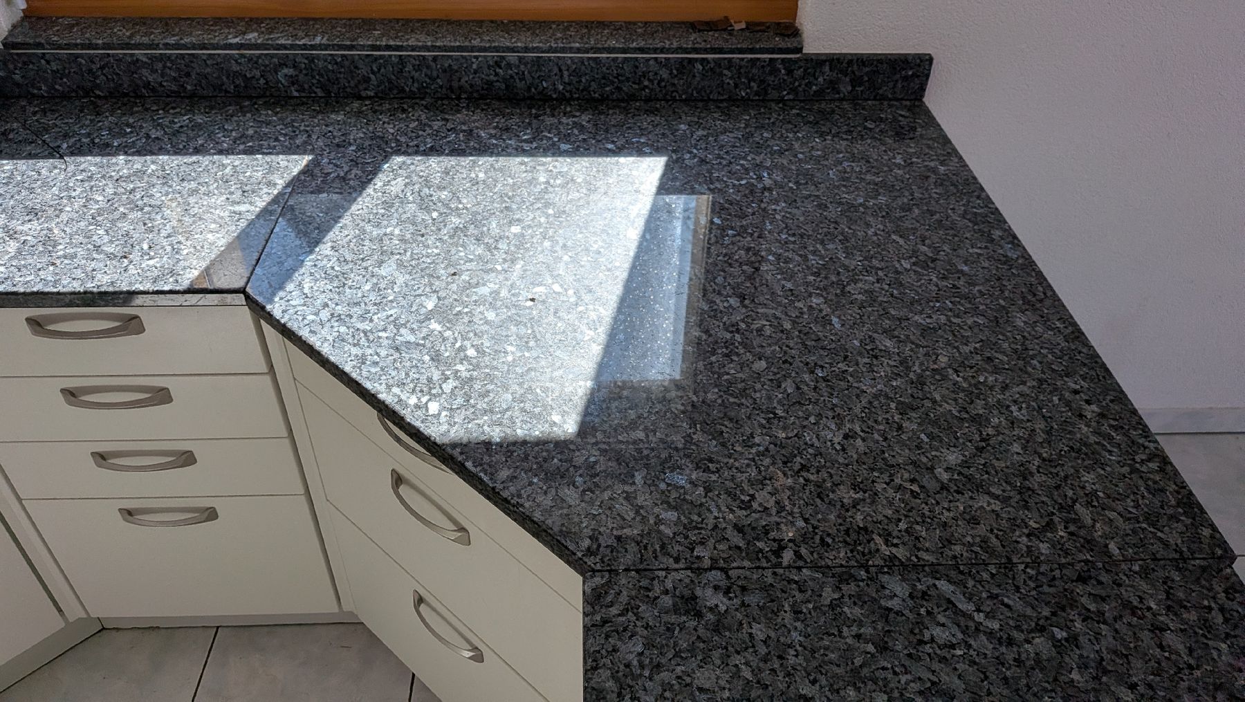 Cucine complete: Diverse Marmorplatten aus Küchen Abdeckung, Labrador Blue – Usato da Brig venduto da Mike69 3