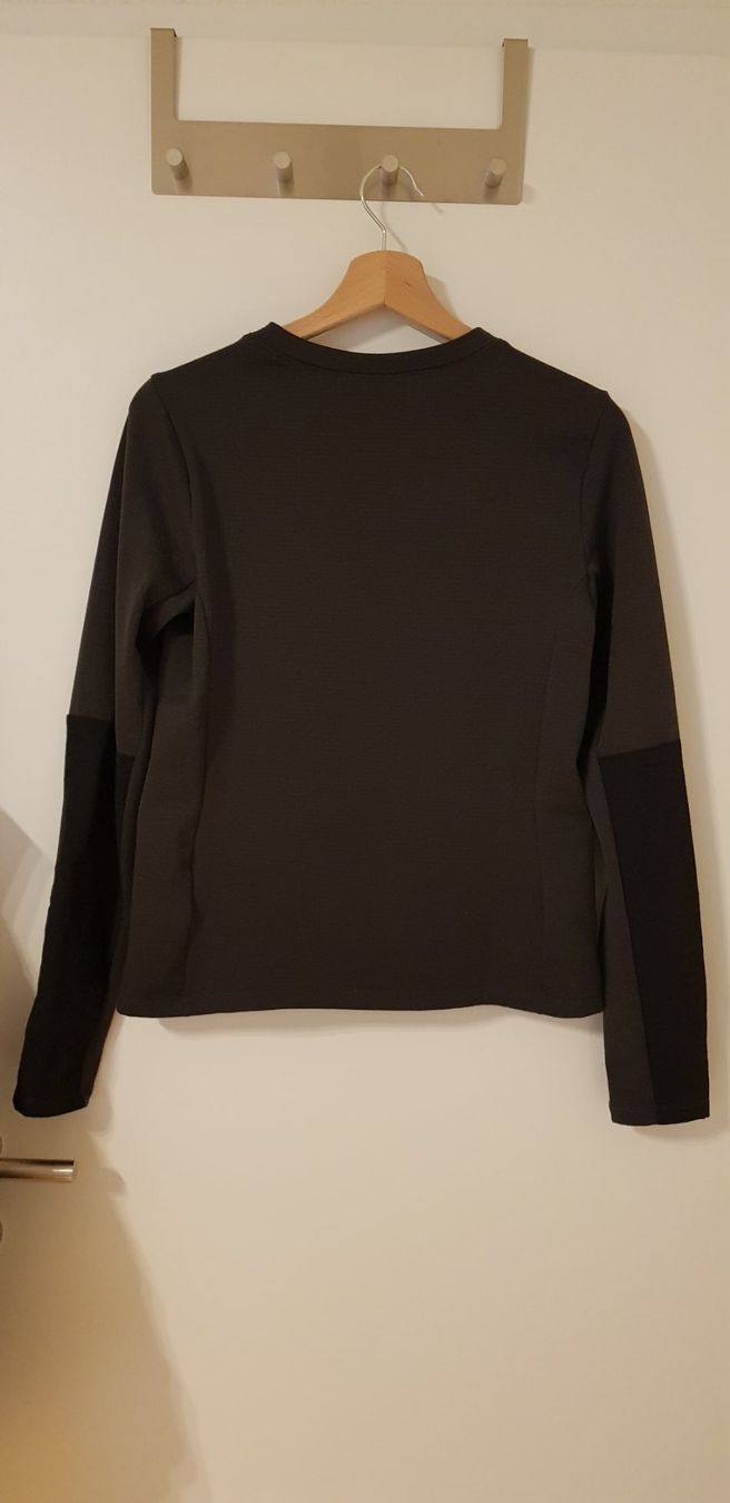 North Face Maglioni & Felpe: The North Face Langarmshirt S – Usato da Allschwil venduto da dro_989r 1