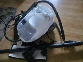Neuwertiger ungebrauchter Dampfsauger Kärcher SV4