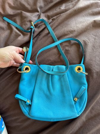 Sac bandoulière Vince Camuto bleu turquoise - Magnifique!