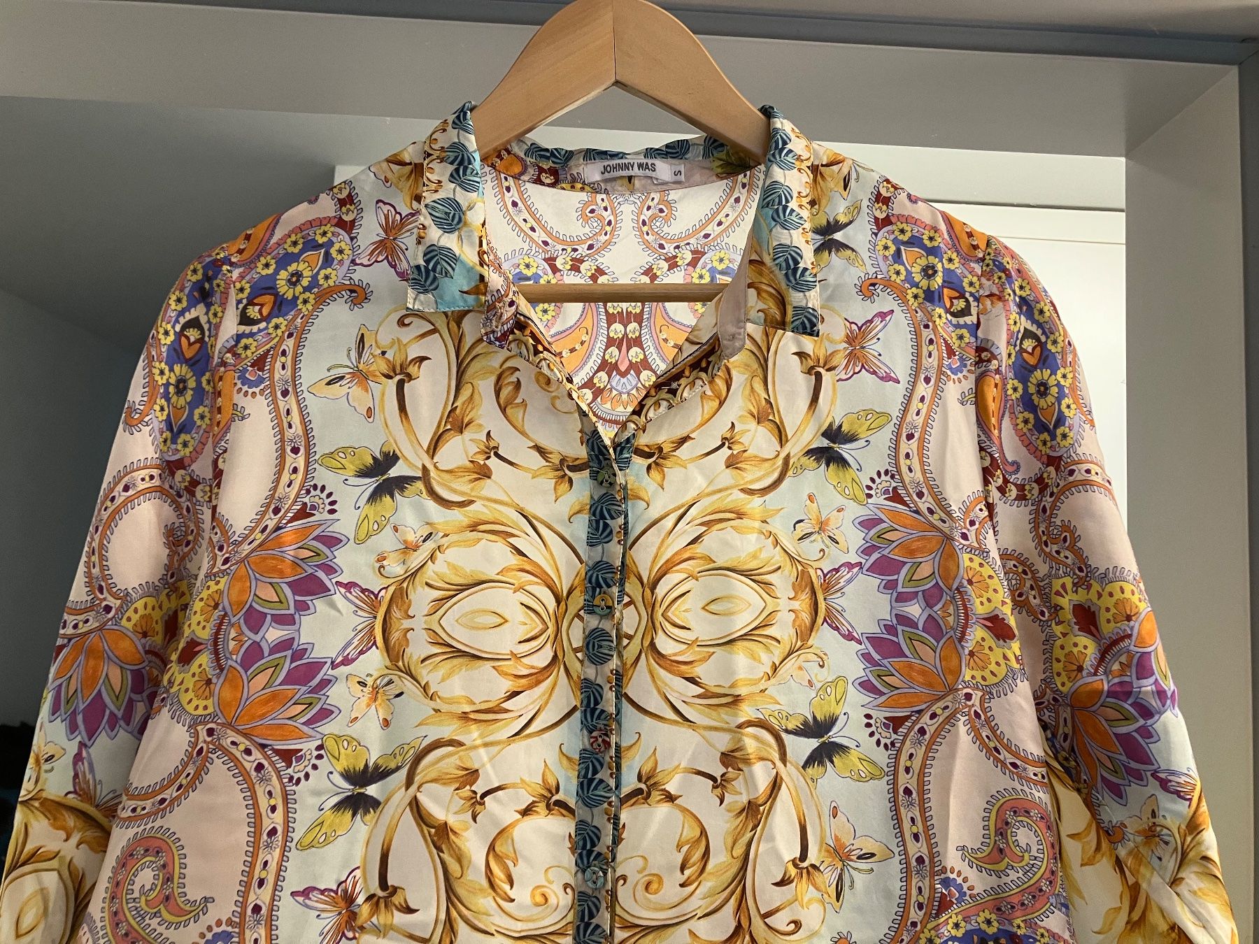 Camicette: Wunderschöne Bluse von Johnny Was S M – Usato da Zollikerberg venduto da HillyBilly 1