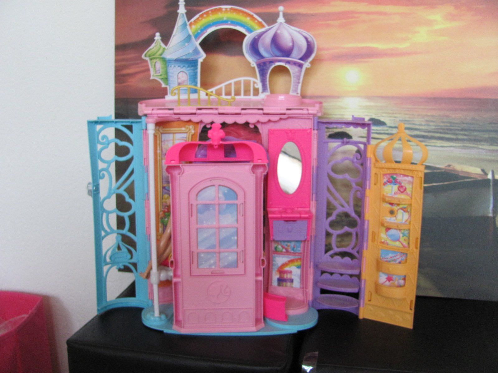 Bambole: Barbie Schloss - Koffer mit Barbie – Usato da Gümligen venduto da Fantapanda 2