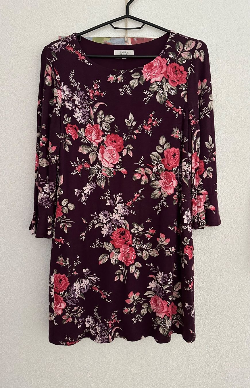 Tuniche: Laura Ashley Tunic Kleid Gr. 36 Viscose – Usato da Täuffelen venduto da RoyaltyBrown