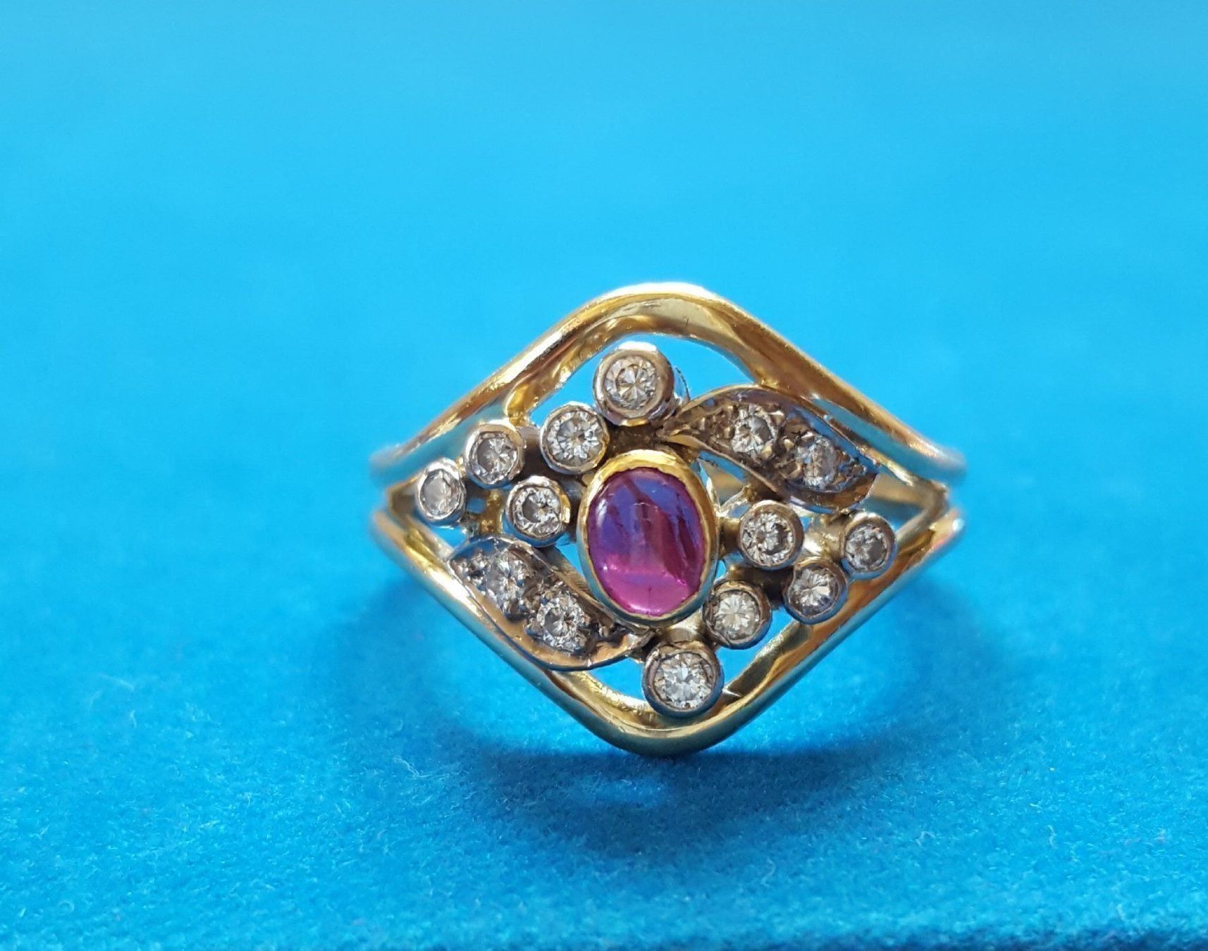 Anelli: 750 Massiv Gold Ring Mit Diamanten/Rubin – Usato da Wald ZH venduto da Aniade