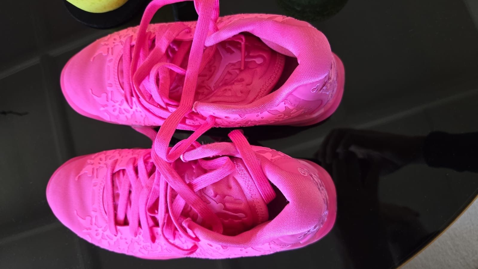 Puma Damenschuhe: Coole Pinkfarbene Puma Turnschuhe Gr. 36 – Gebraucht aus Weissbad von Bausely