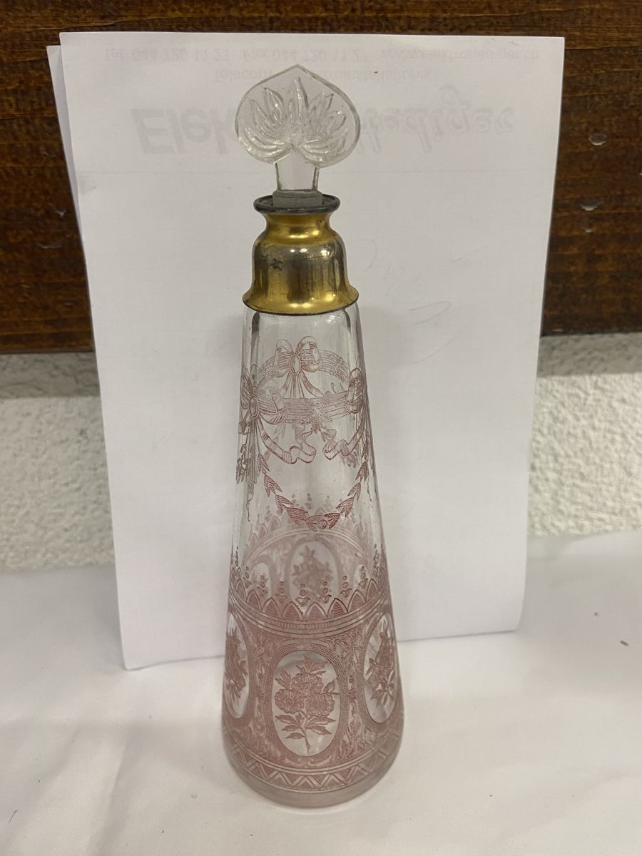 Baccarat Flacons: MF BACCARAT DUFTFLASCHE  – Gebraucht aus Dietikon von brocki-eyra 9