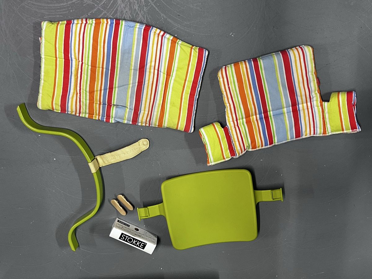 Stokke Hochstühle: Chaise haute Stokke avec coussin rayé – Gebraucht aus Leytron von TipTop1912 1