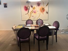 Designer-Esstisch (Kartell TopTop) mit 6 Stühlen