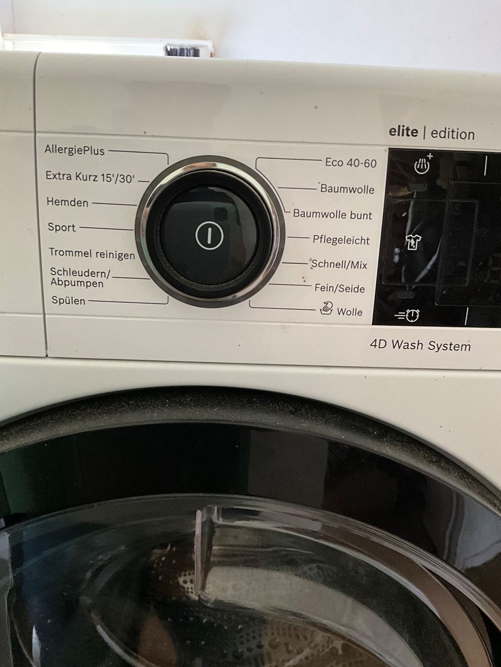 Bosch Lavatrici: Bosch Waschmaschine Frontlader 9kg – Usato da Biel/Bienne venduto da Projektorium 3