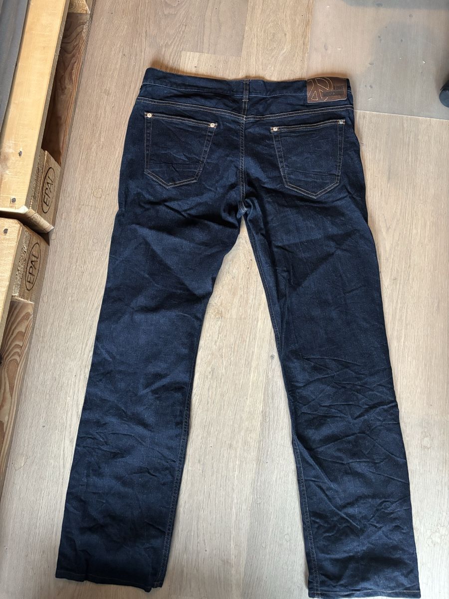 Moschino Jeans: Love Moschino Jeans – Gebraucht aus Bern von jan_w6zm 1