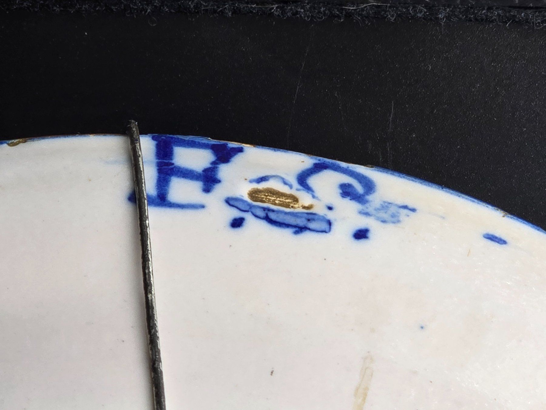 Tutte le decorazioni: antike Wandteller mit Halterung – Usato da Rorschacherberg venduto da snOOpydOg11 5