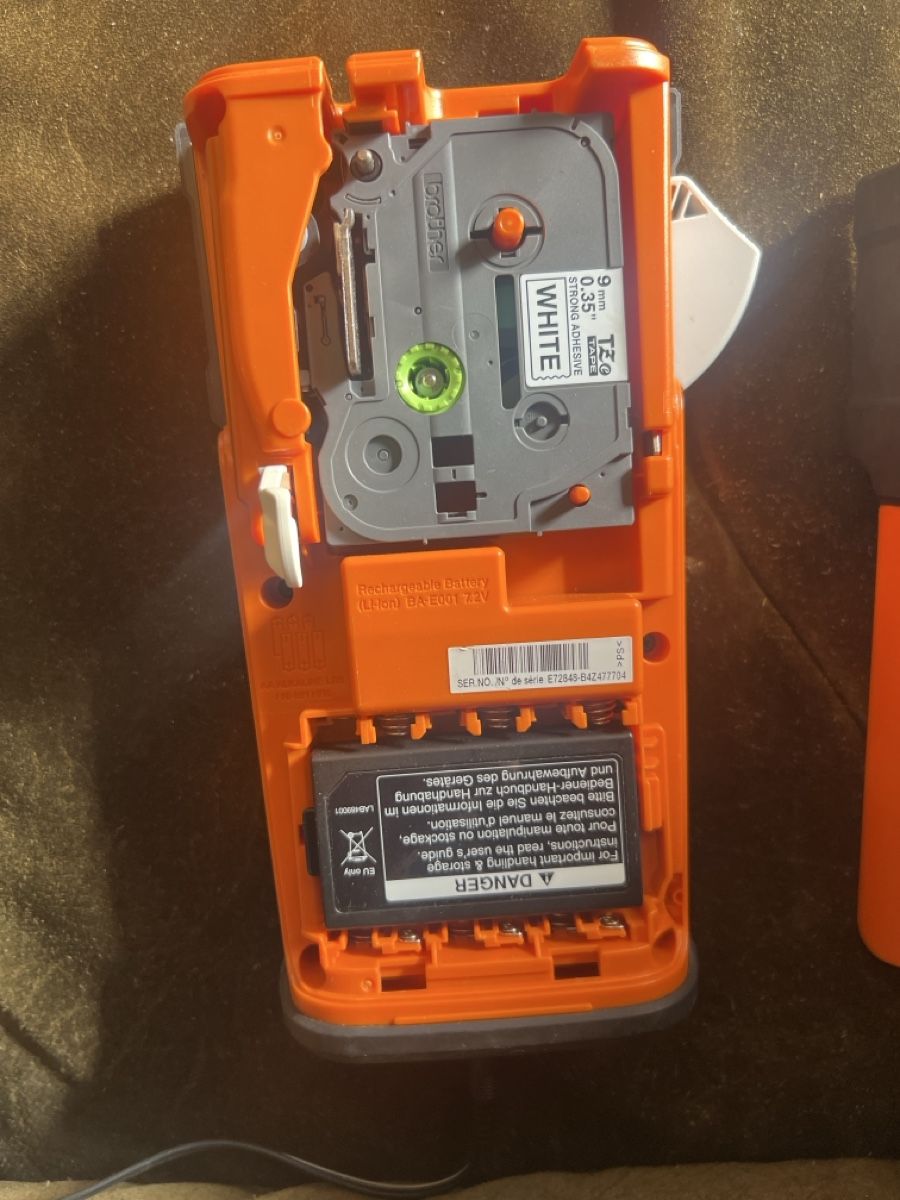 Brother Stampanti: Brother P-Touch E300 – Usato da Burgdorf venduto da krengseli 2
