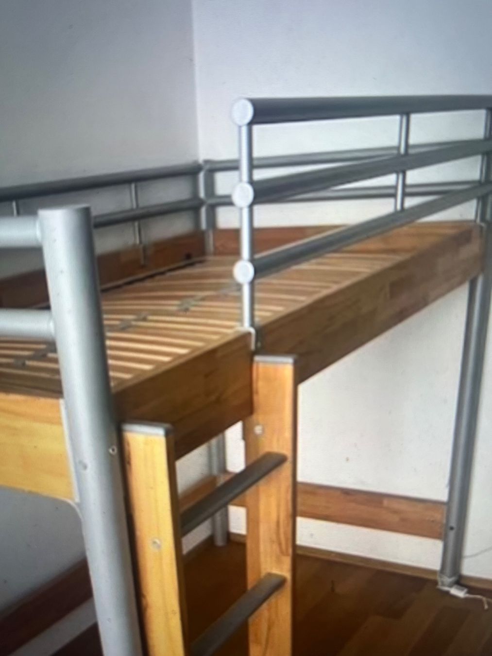 Hasena Letti: Kinder Hochbett  mit Sicherung – Usato da Zürich venduto da ZoraG