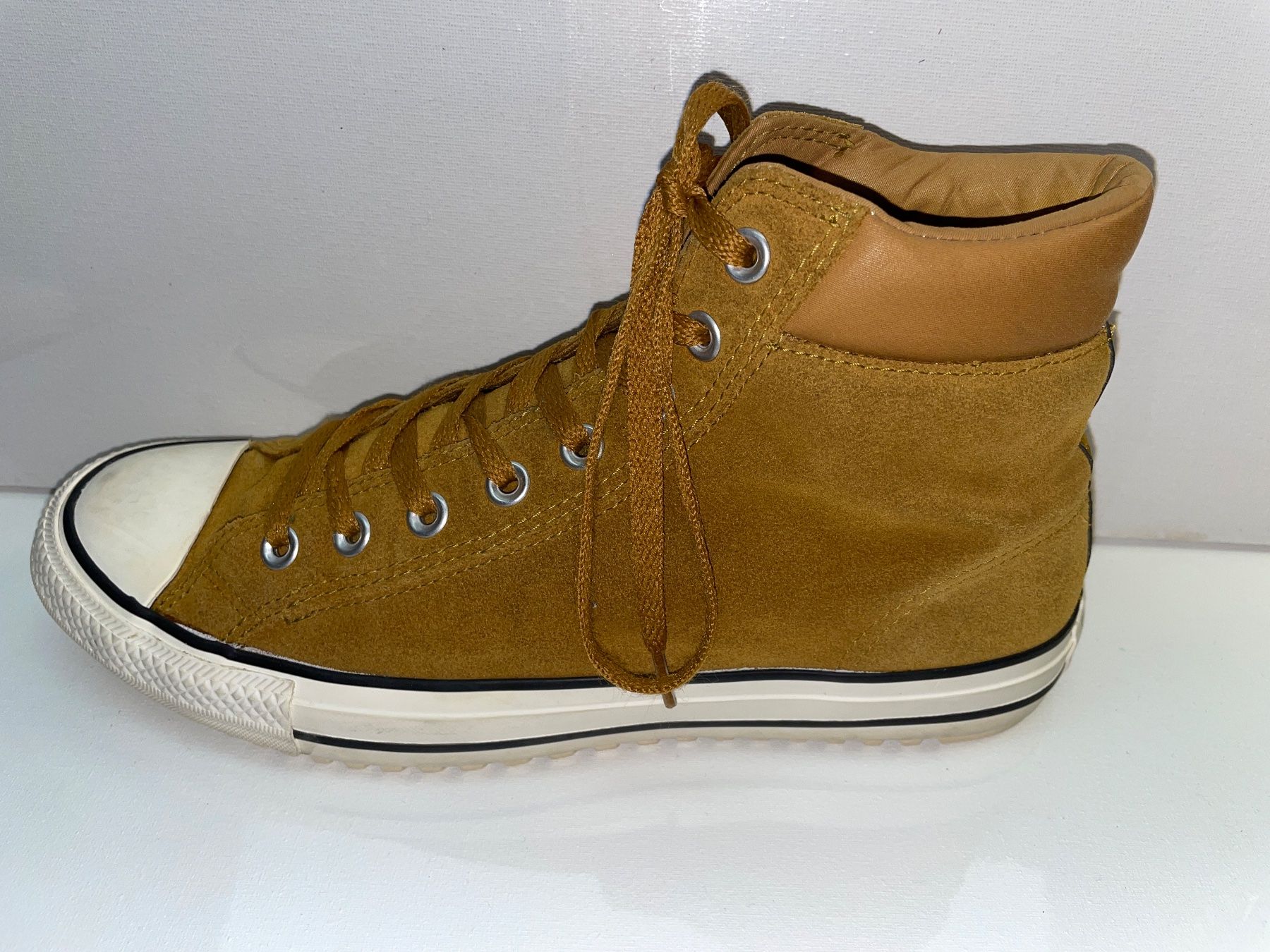 Converse Scarpe da uomo: Braune Wildleder Converse  'ALL STAR' High in Grösse 42 – Usato da Wolfhausen venduto da Mawere 2