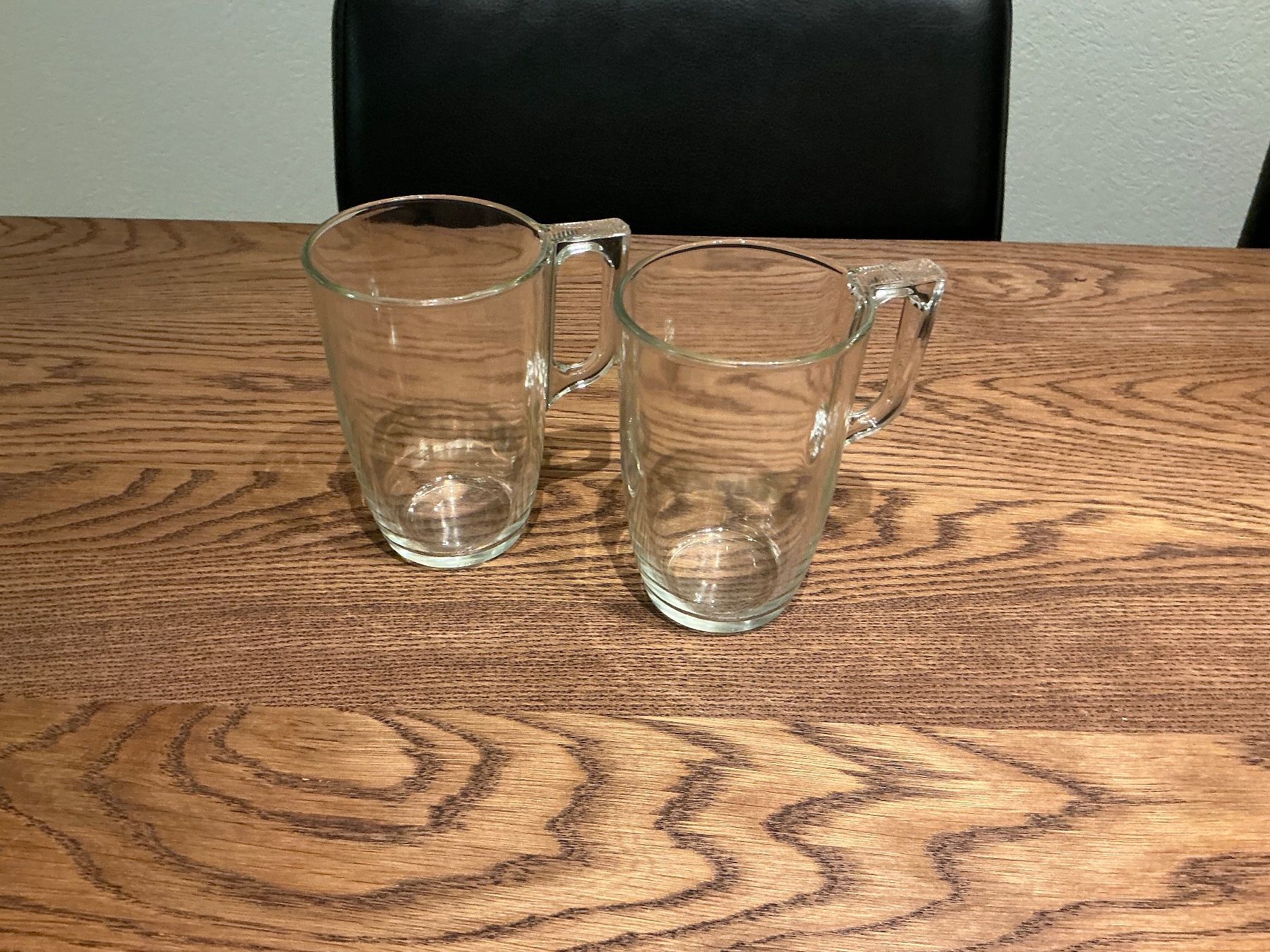 Gläser: 2x Glas-Teetassen mit Henkel, Vintage – Gebraucht aus Würenlos von sweety5436