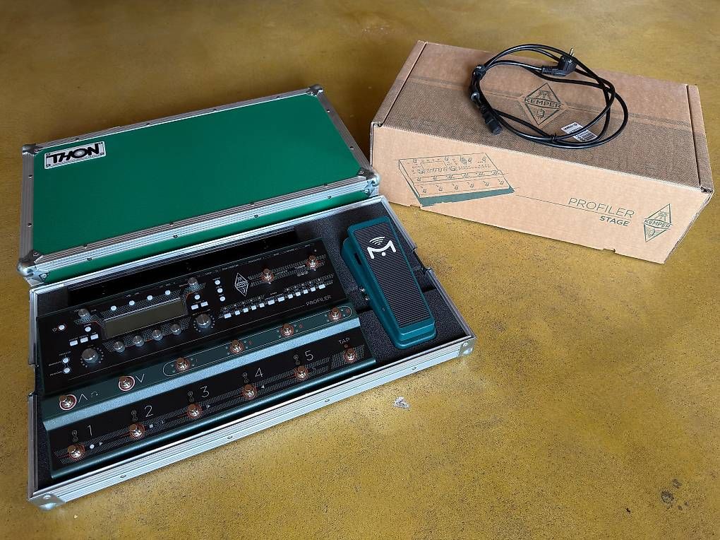 Strumenti musicali: Kemper Profiler Stage + Mission Pedal, Thon Flightcase & OVP – Usato da Rupperswil venduto da MisiVido
