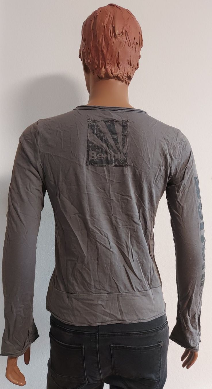 Bench Maglioni & Felpe: Bench Langarmshirt, Grösse M grau – Usato da Basel venduto da Allerlei-Basel 1