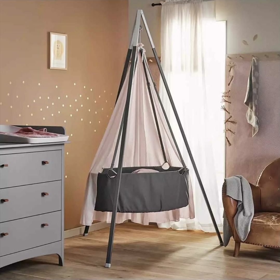 Sdraiette & Sdraiette a dondolo: Leander Babywiege  – Usato da Sursee venduto da attendro01