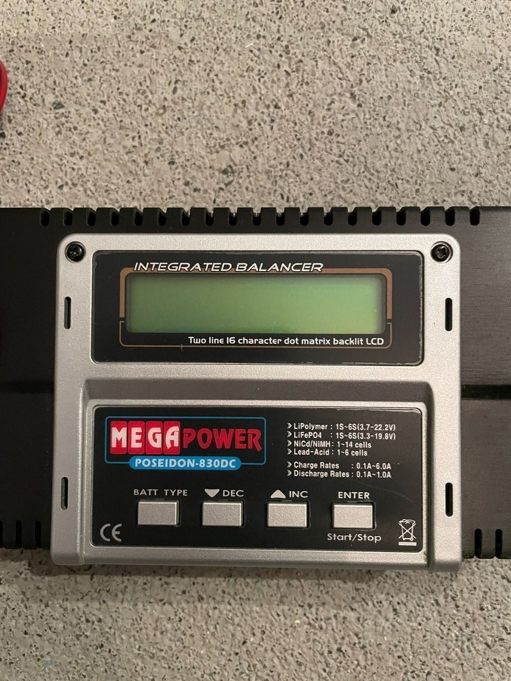 Batterie, Caricabatterie & Alimentatori: Chargeur MegaPower 830DC – Usato da Chatel-St-Denis venduto da Yopcath