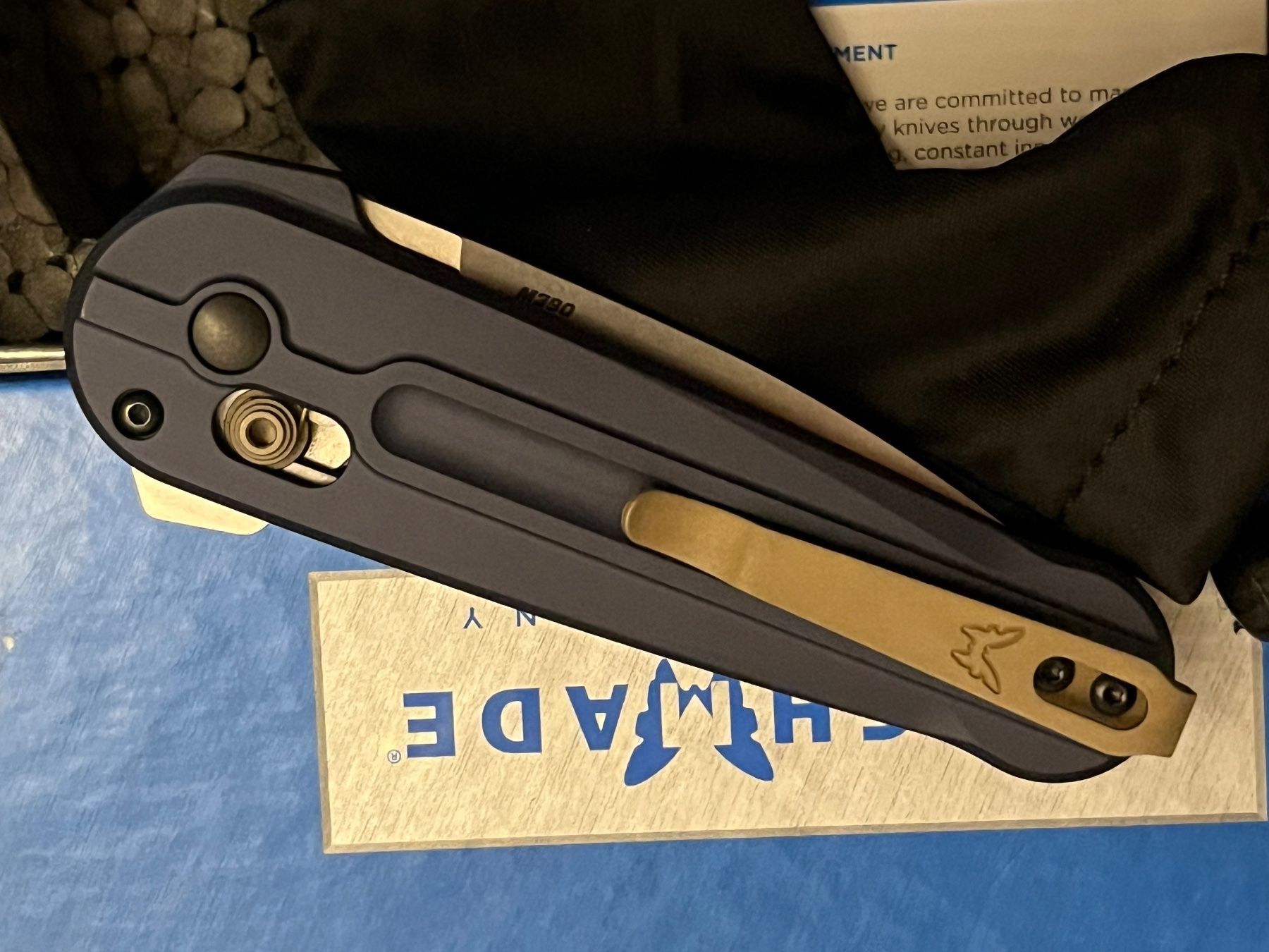 Benchmade Coltelli tascabile: Benchmade Lowden M390 Manual Folder Messer _GRATIS_Versand_ – Nuovo e nell'imballaggio originale da St. Niklaus VS venduto da wildholzmann 2