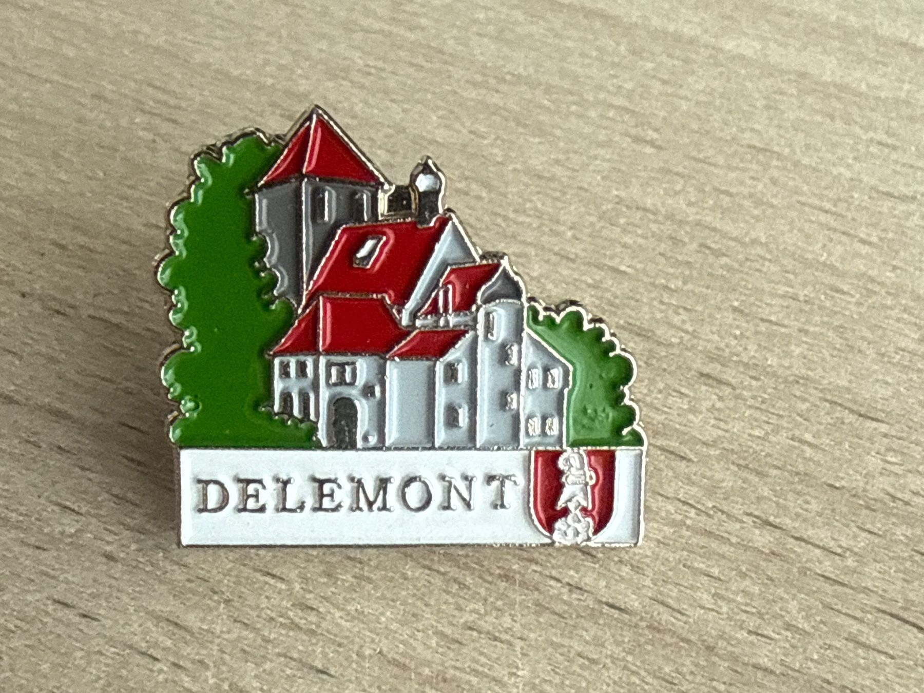 Plaquettes & Badges: Pin DeleMont – D'occasion à Glattbrugg par Schweigmatt