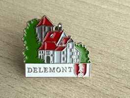 Pin DeleMont