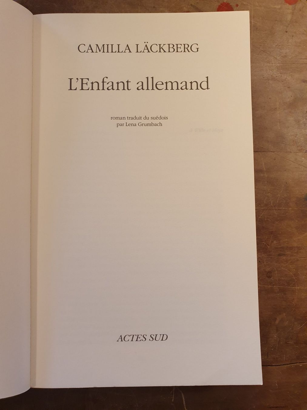 Libri: lEnfant allenad - Camilla Läckeberg - Actes – Usato da Zürich venduto da loosebone 2
