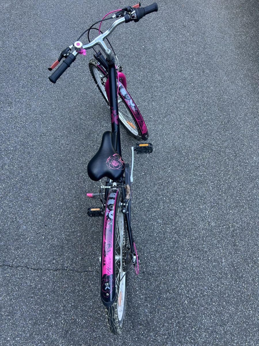 Decathlon Biciclette: Girls bike  – Usato da Au ZH venduto da CLARISSE14 4