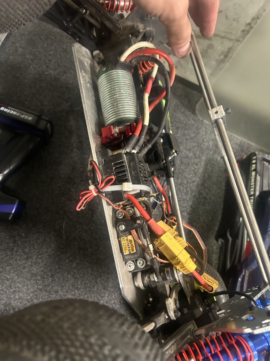 RC Modellbau: Reely Traxxas Rc Auto Mamba Monster castle – Defekt aus Oberurnen von Black_Jack_2.4 4