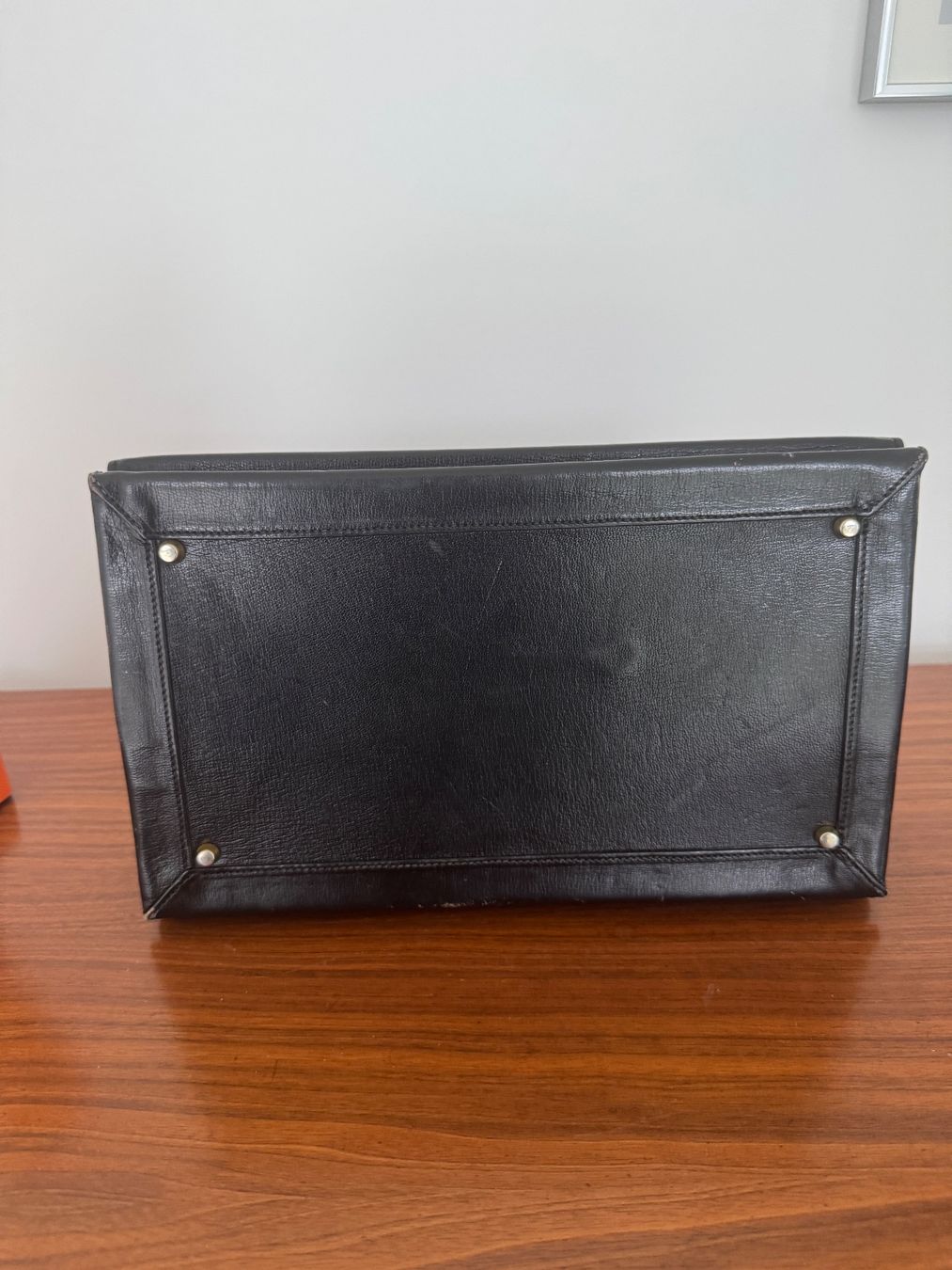 Borse da donna: Ancien sac en cuir noir – Usato da giffers venduto da sev_c9x9 4