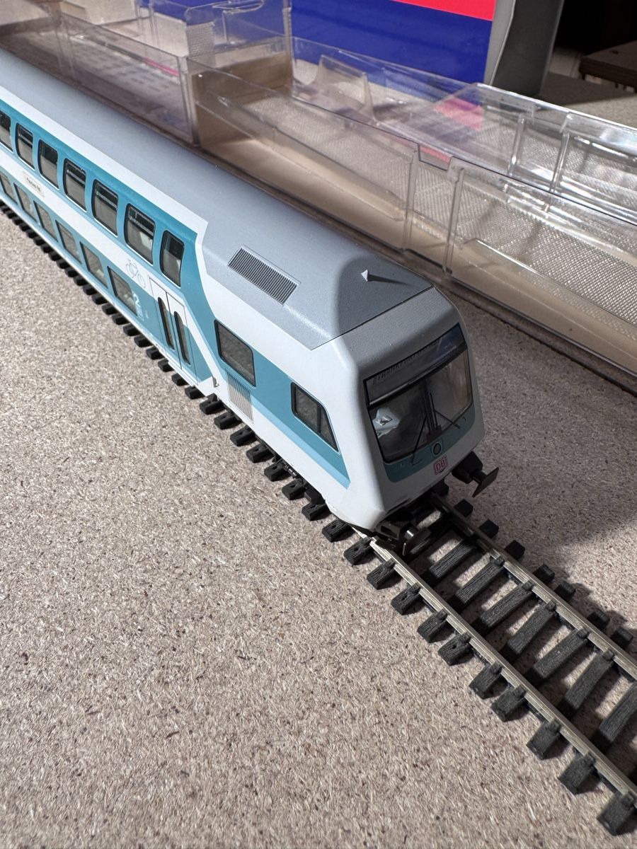 Fleischmann Modelleisenbahnen: DB Zugset – Gebraucht aus Esslingen von Ursr1 1