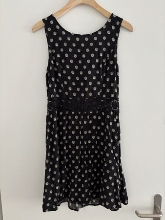 Sommerkleid mit Blumenmuster XS–S – leicht & luftig