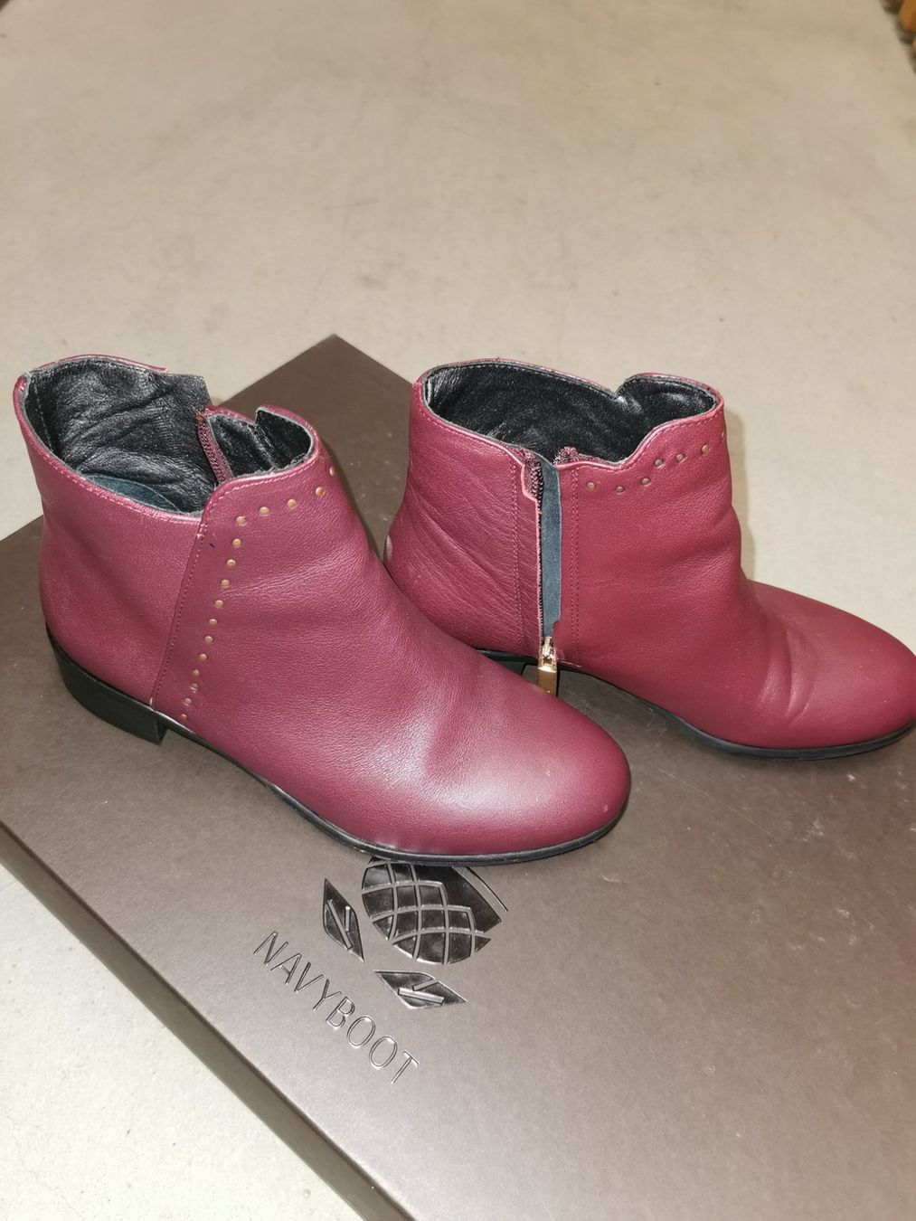 Navyboot Damenschuhe: Navyboot Leder halbstiefeletten, neu Damen 36 – Gebraucht aus Effretikon von Movie99 8