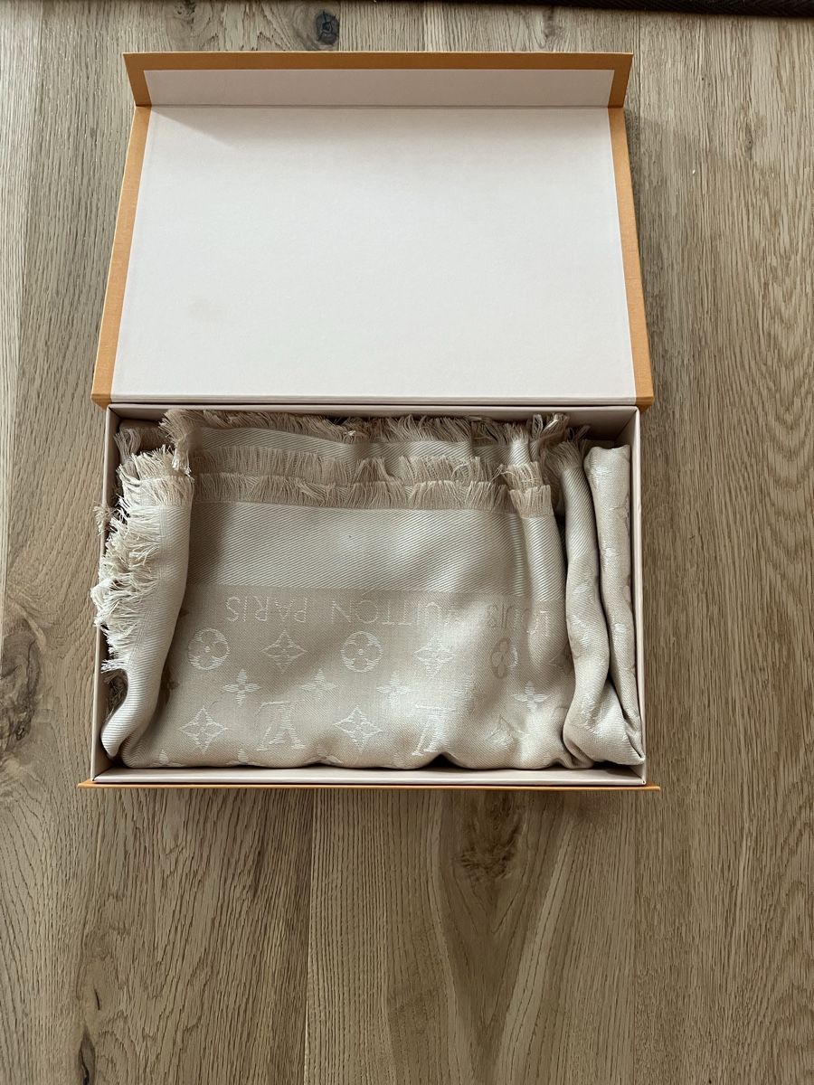 Louis Vuitton Foulard & Sciarpe: Louis Vuitton Schal – Nuovo (secondo la descrizione) da Erlenbach ZH venduto da Rupfli