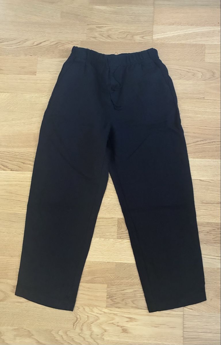 H&M Pantalons: Stoffhose – Neuf (Voir description) à Zollikon par vivienneberger