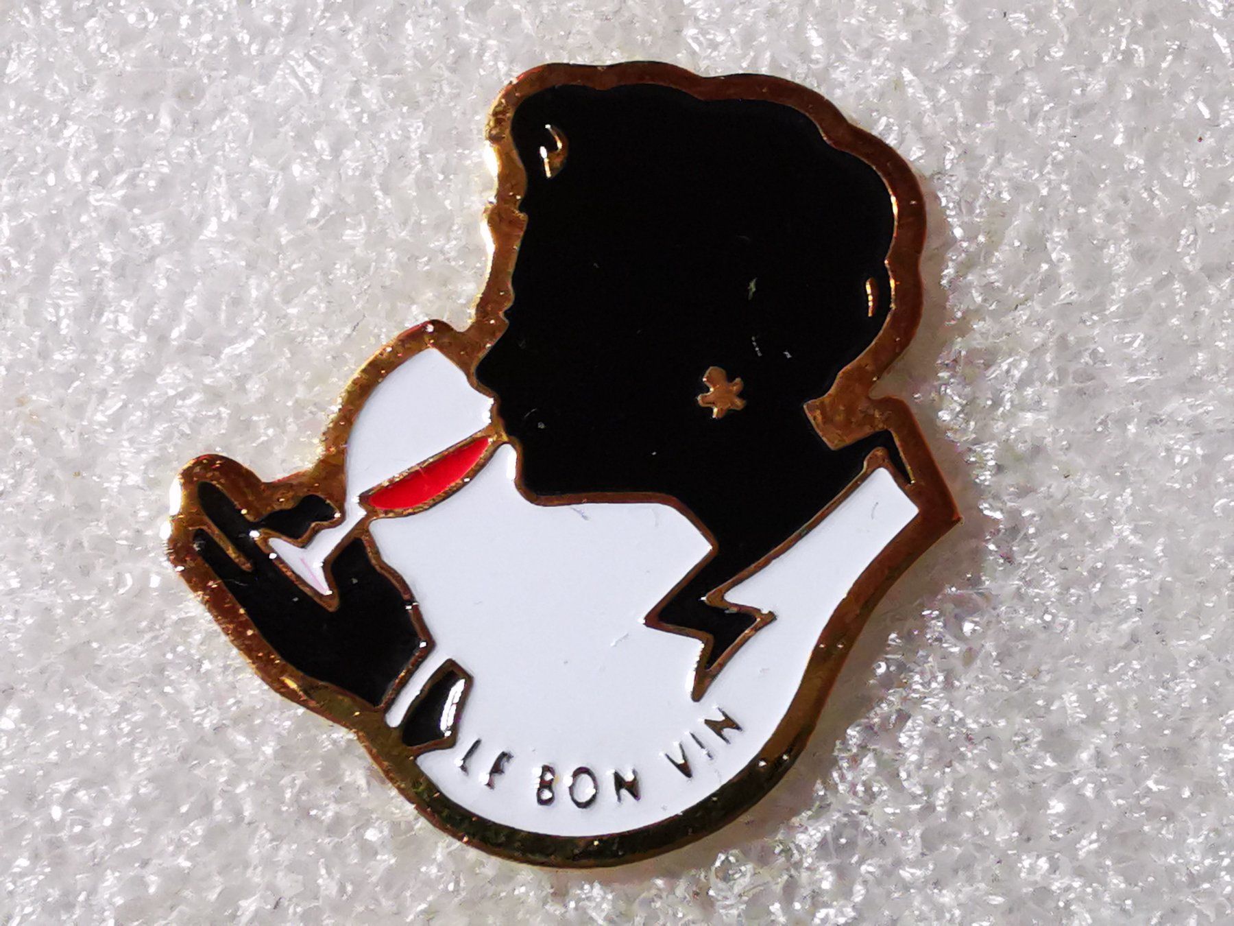 Placchette & Badge: Ansteckpin 161: Le bon vin – Usato da Oppligen venduto da Pin-Fall-Shop