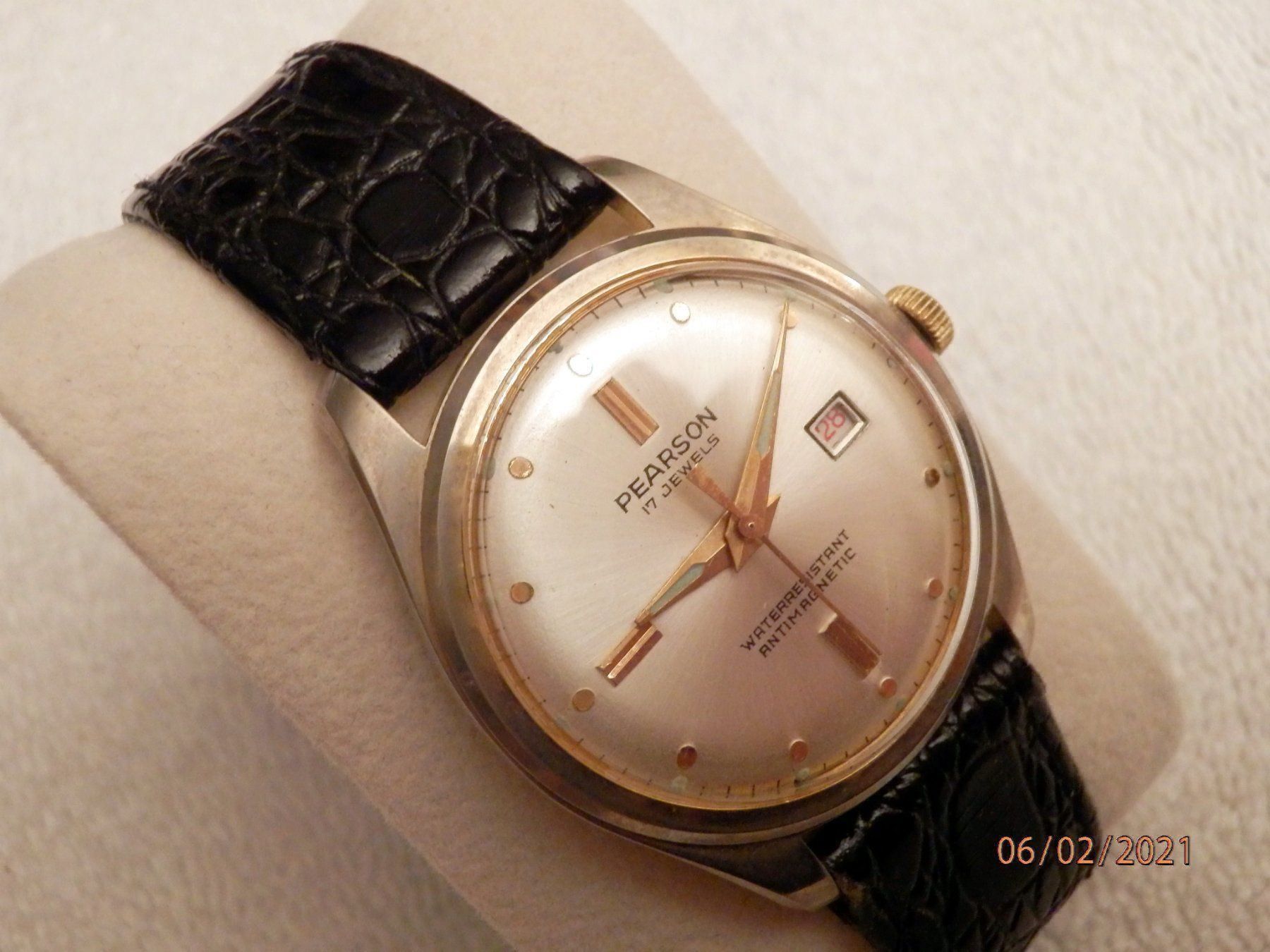 Swiss Orologi: Pearson, Herren, Handaufzug, 34mm, Datum – Usato da Ueberstorf venduto da dinbau 1